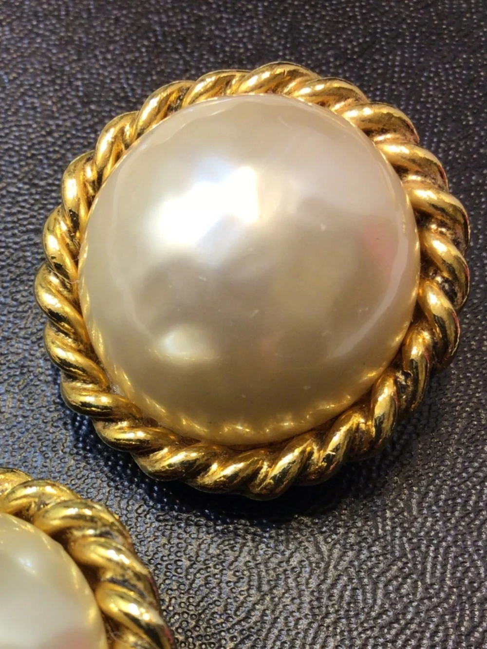 Carolee Signed DESIGNER CLIP-ON Faux Pearl Gold Tone Clip-on Earrings